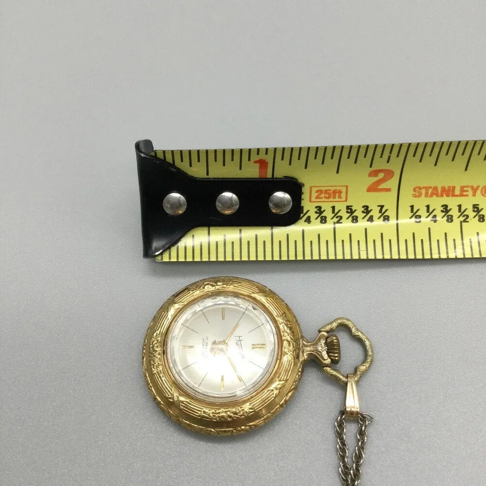 Vintage Hunter Necklace Pendant Women 31mm Gold Tone 17J Incabloc Manual Swiss